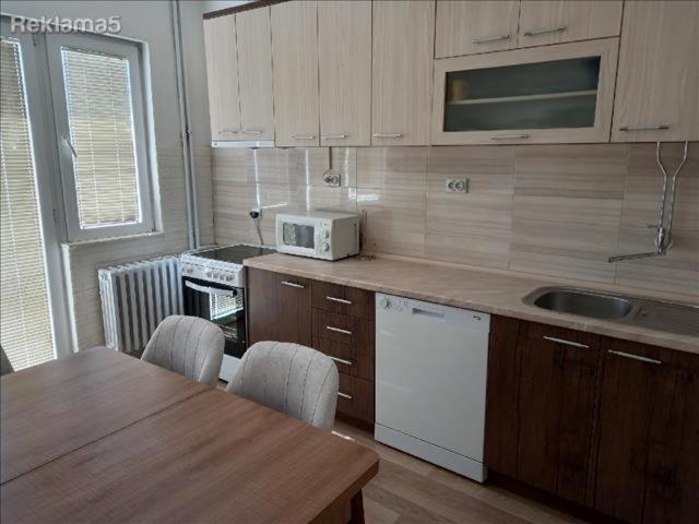 Calla 1 - Modern & Cozy Main Square Apartment In The City Shopping Center - Parking Slot With Parking Security Скопие Екстериор снимка